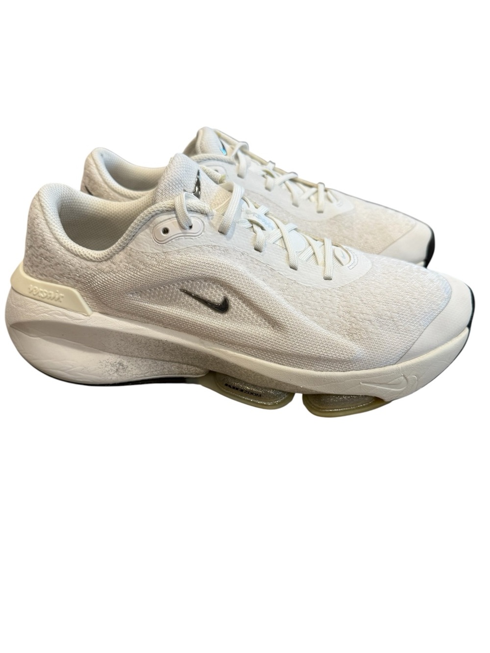 Nike Women’s White Athletic Running Shoes with Metallic Accent